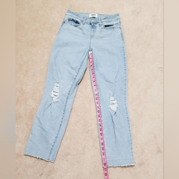 Denizen from Levi’s Women Mid Rise Boyfriend Jeans Light Wash Distressed Size 4 - Picture 8 of 11